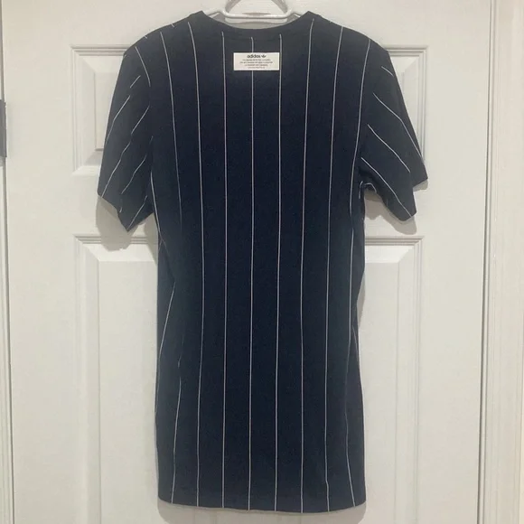 Men’s Adidas t-shirt - Picture 2 of 4